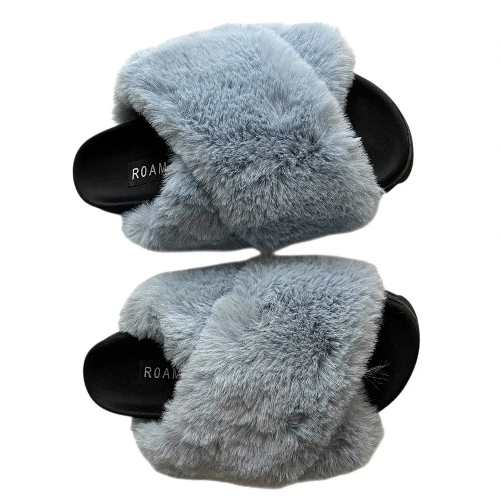 NWOT ROAM‎ Cloud Slipper Slides Icy Blue Furry Sz 37 Faux Fur Chic Fuzzy